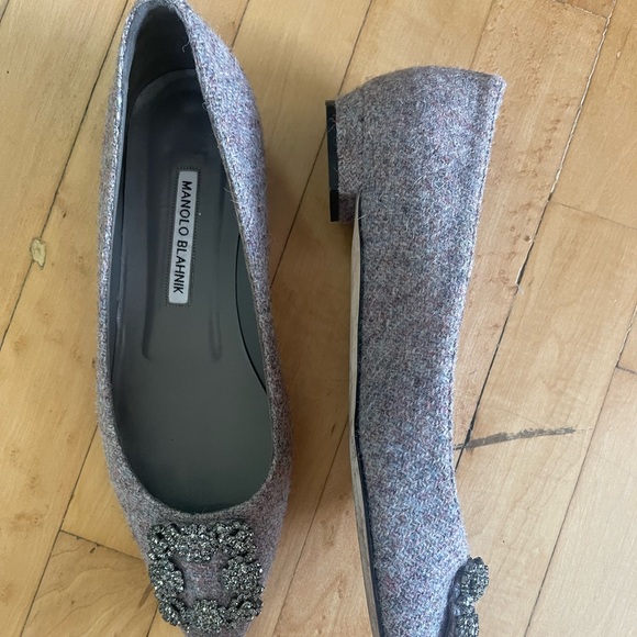 Manolo Blahnik Hangisi Tweed Flat - Picture 3 of 5